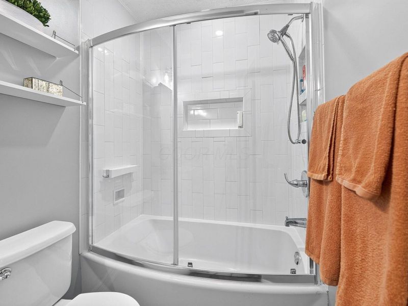 4036 Blendon Way Drive , Unit 70E, Columbus, OH 43230 Photo 29