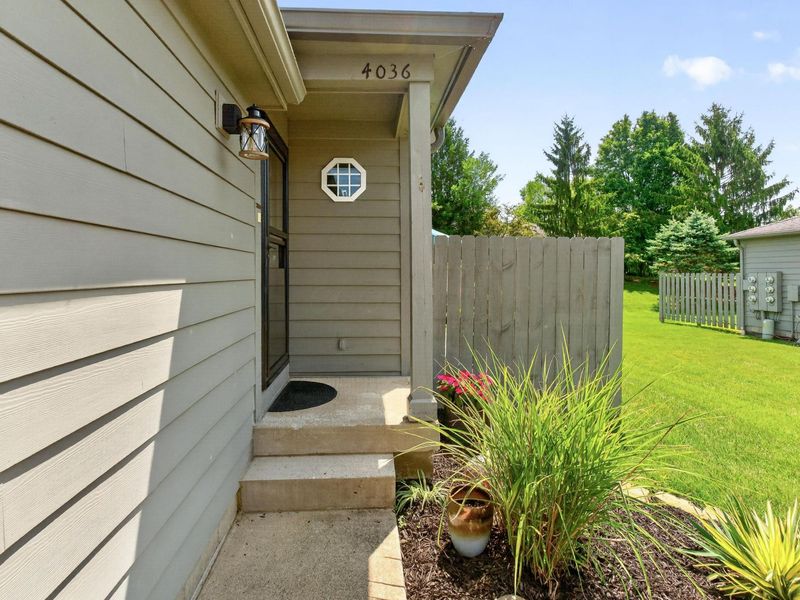 4036 Blendon Way Drive, Unit 70E, Columbus, OH 43230 Photo 5