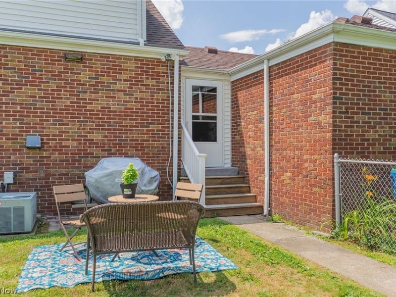 255 Grandview Avenue, Hubbard, OH 44425 Photo 34