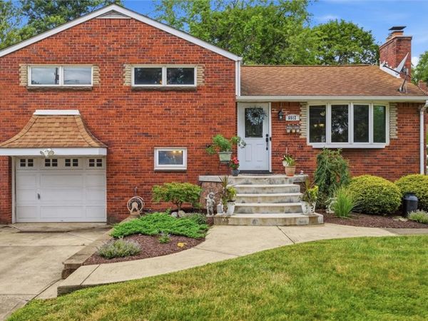 6512 Springvale Dr, Pittsburgh, PA 15236
