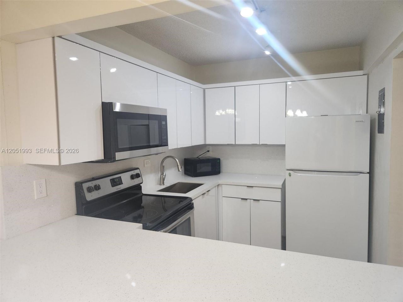 8990 SW 24th St, Unit 228, Miami, FL 33165 Photo