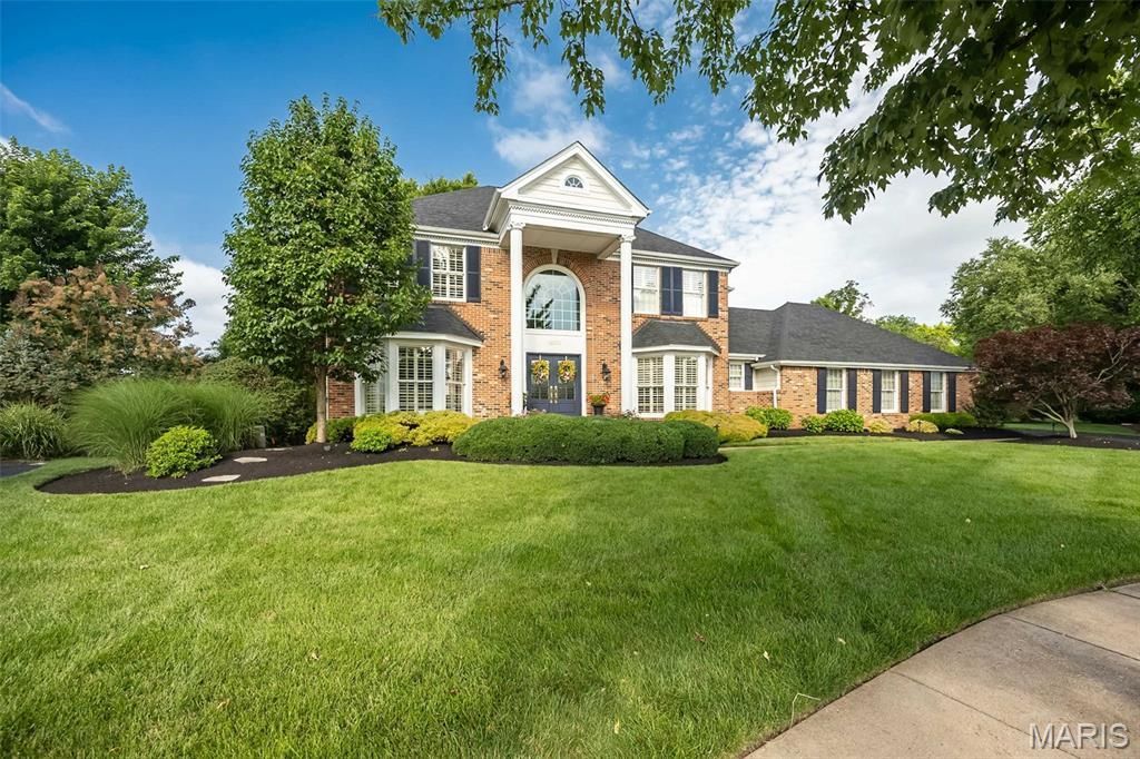 14833 Straub Hill Lane, Chesterfield, MO 63017 Main Photo