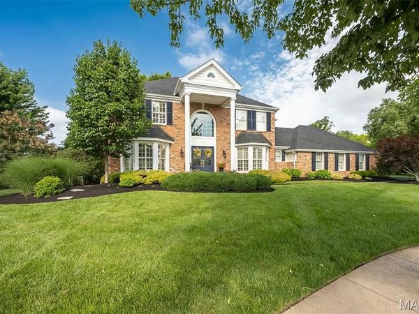14833 Straub Hill Lane, Chesterfield, MO 63017