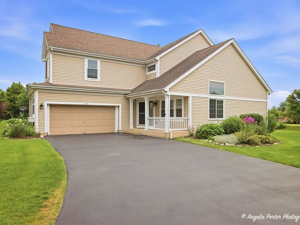 331 Hampton Court , Crystal Lake, IL 60012