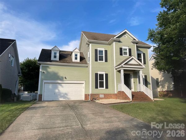 819 Stargard Court , Charlotte, NC 28270