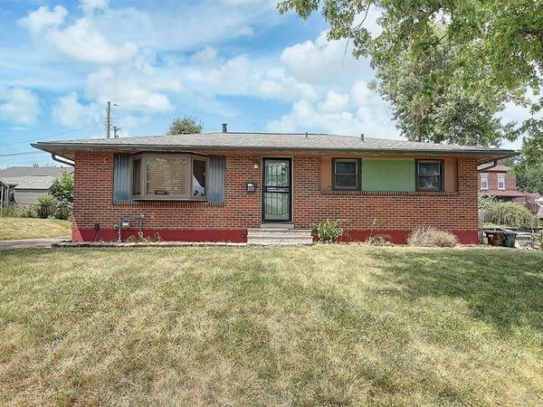2123 Neff Road, Dayton, OH 45414