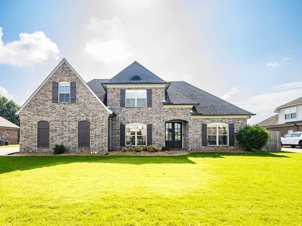 6396 ANGLIA VALLEY DR, Arlington, TN 38002