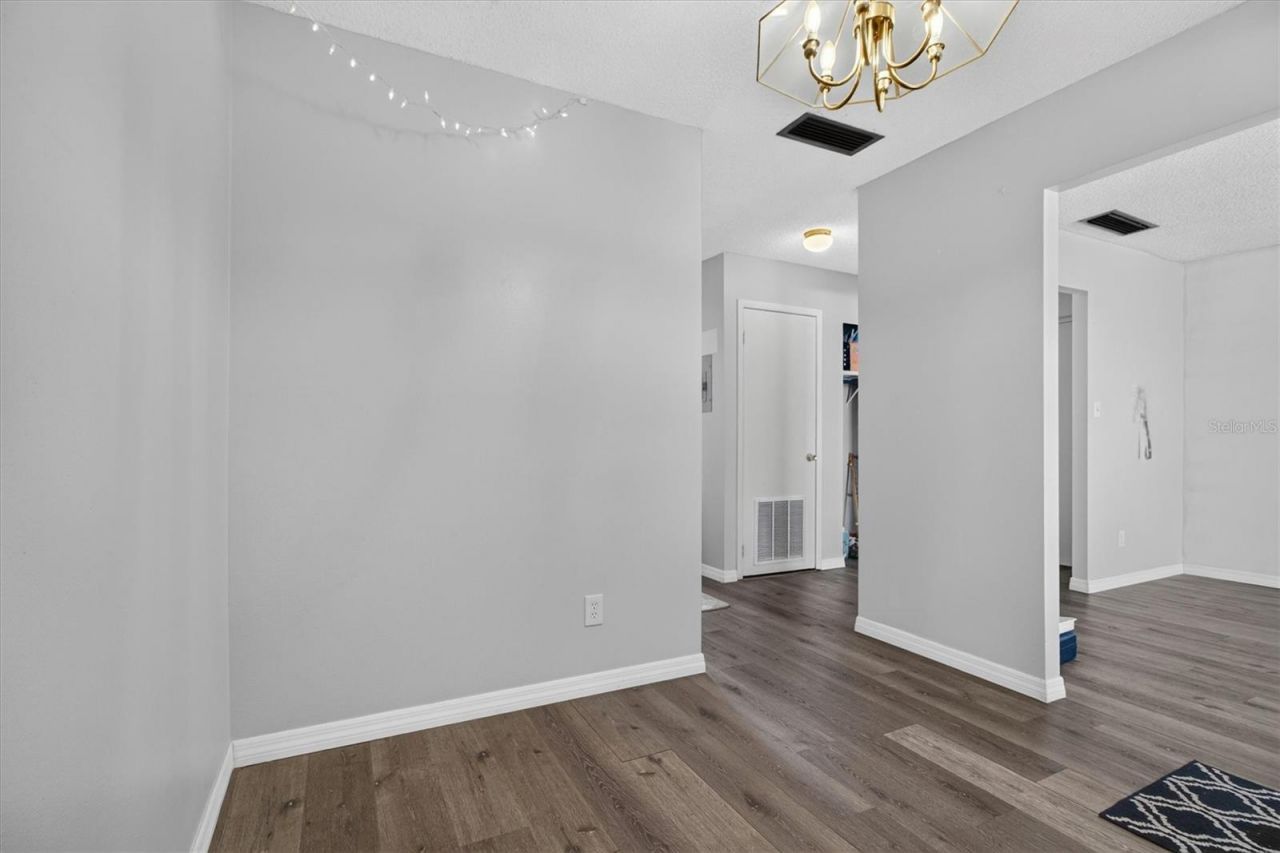 8522 10th Street N, Unit D, Saint Petersburg, FL 33702 Photo