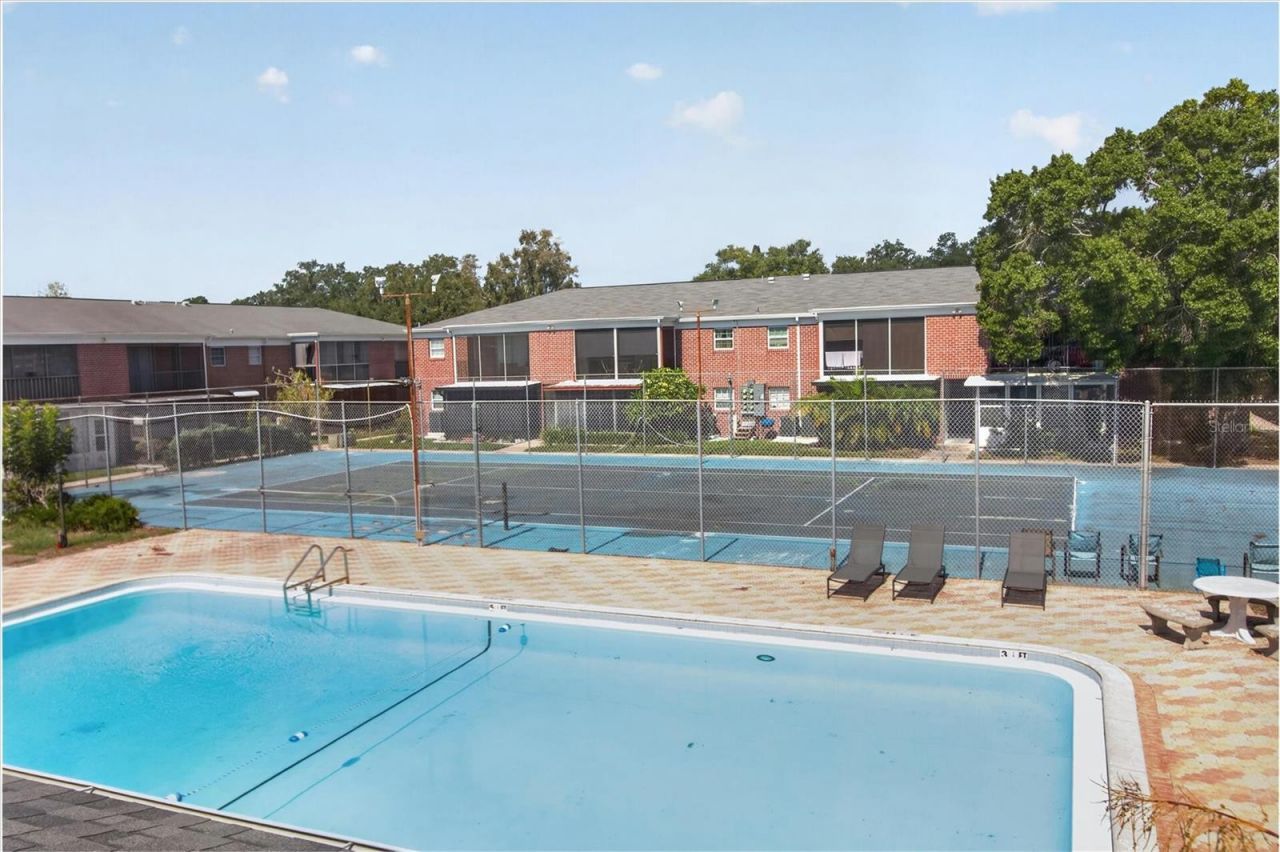 8522 10th Street N, Unit D, Saint Petersburg, FL 33702 Photo