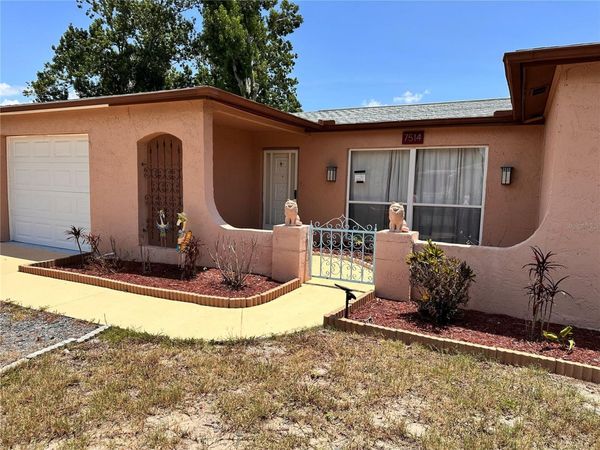 7514 SAN MORITZ DRIVE , PORT RICHEY, FL 34668