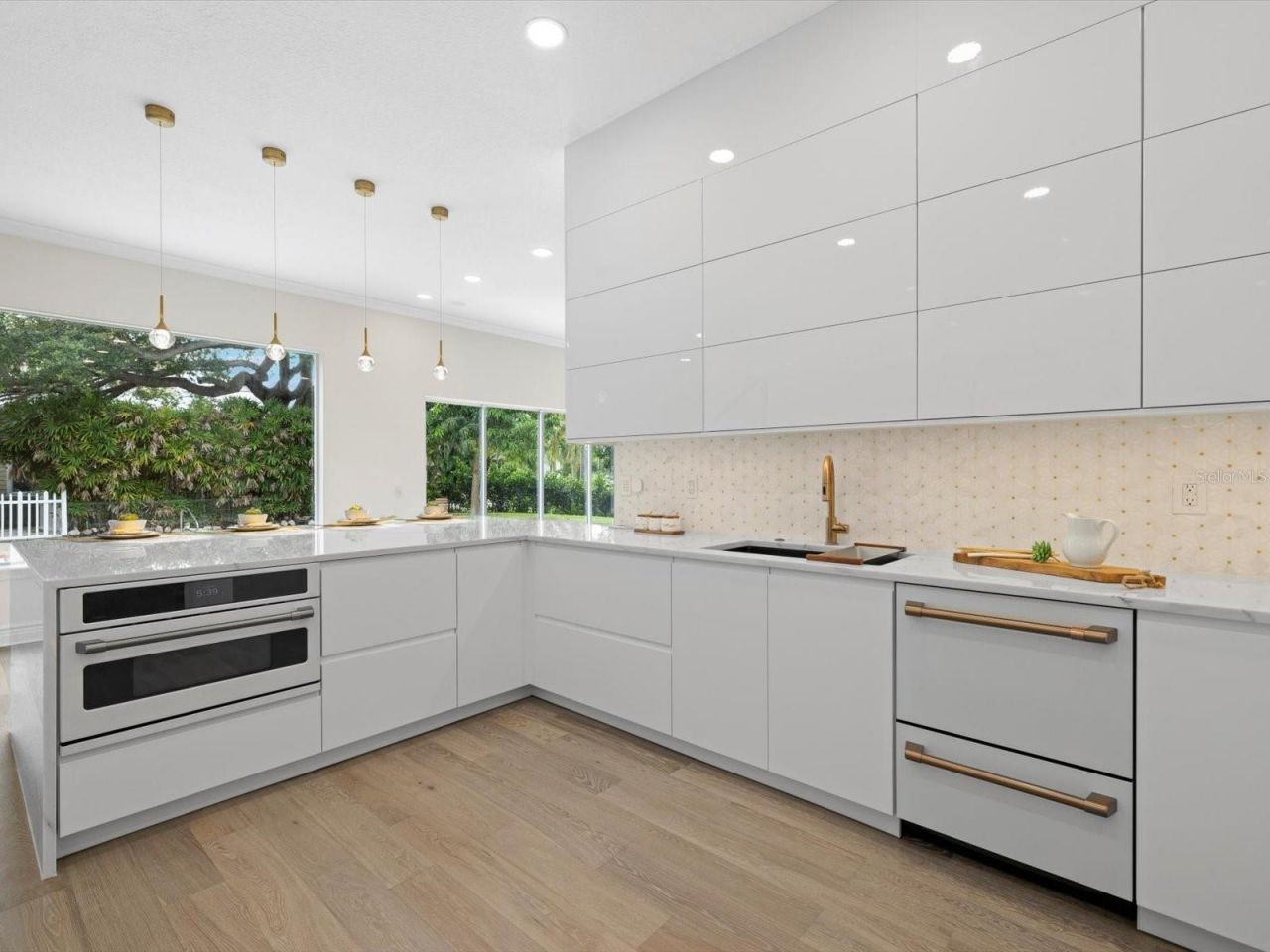 1707 Caribbean Drive, Sarasota, FL 34231 Photo