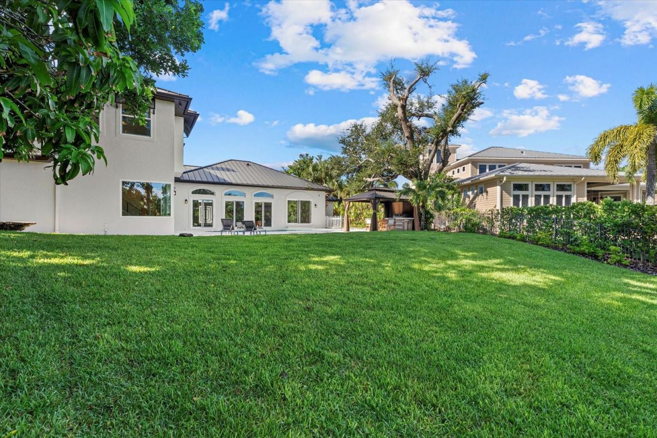 1707 Caribbean Drive, Sarasota, FL 34231 Photo