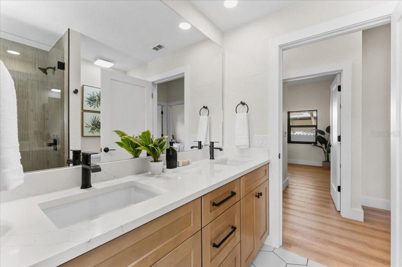 4973 60th Avenue S, Saint Petersburg, FL 33715 Photo