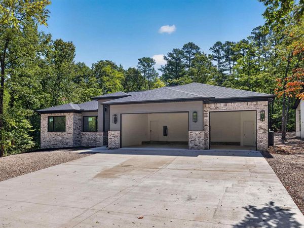 Hot Springs Village, AR 71909
