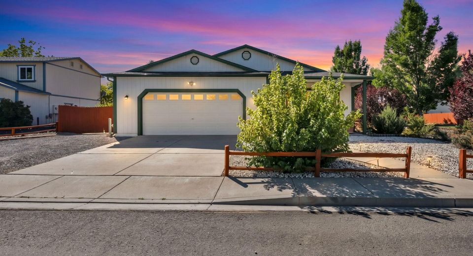 18124 Pasado Court, Reno, NV 89508 Photo