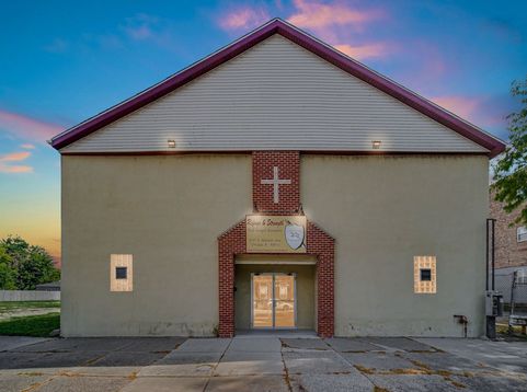 Main Photo