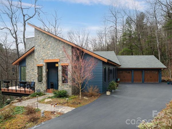 208 Glenroy Court , Flat Rock, NC 28731