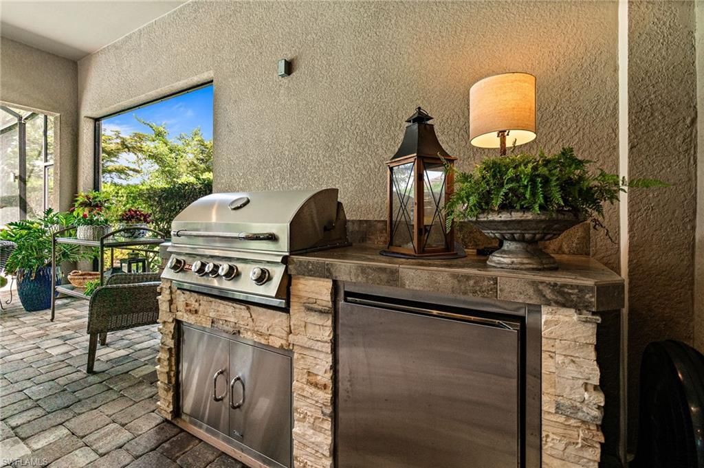 14045 Hawks Eye Ct, Estero, FL 33928 Photo