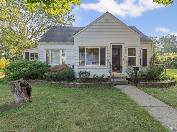 4802 Hazel Street, Dearborn Heights, MI 48125