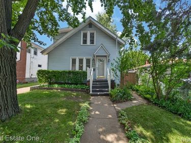 1214 Longfellow Avenue, Royal Oak, MI 48067
