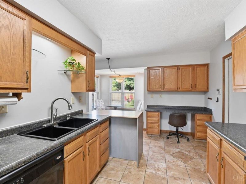 6801 Highpoint Boulevard, Liberty Township, OH 45011 Photo 5