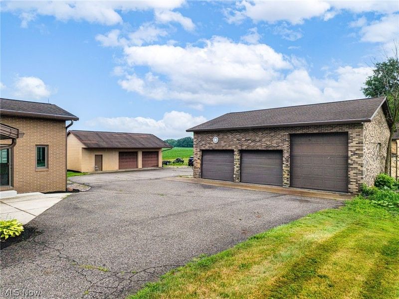 2685 Kenyon Avenue NW, Massillon, OH 44647 Photo 12
