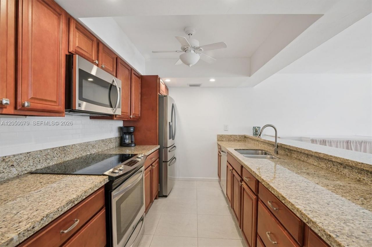 11213 NW 14th Ct , Pembroke Pines, FL 33026 Photo