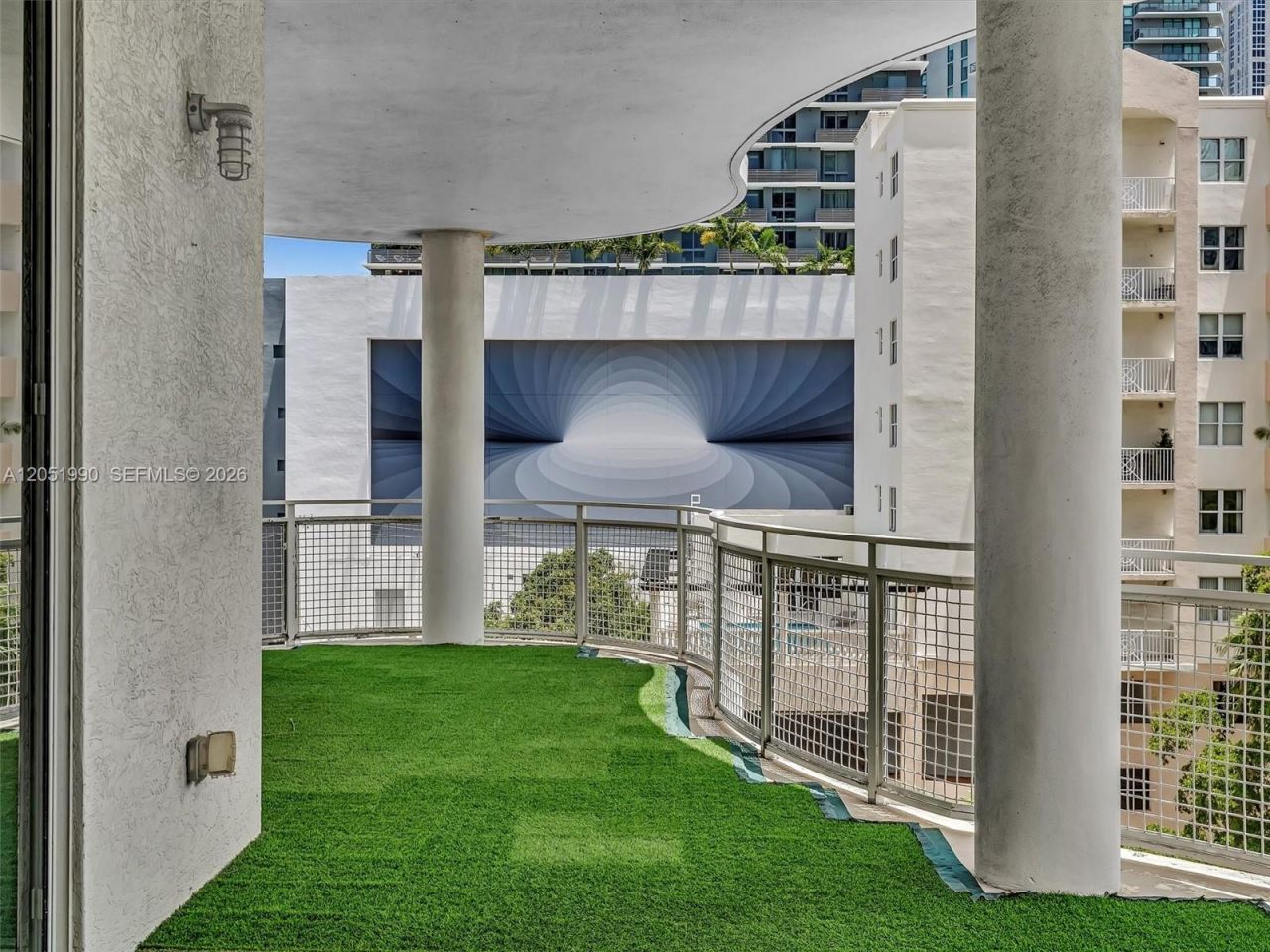 444 NE 30th St , Unit 608, Miami, FL 33137 Photo
