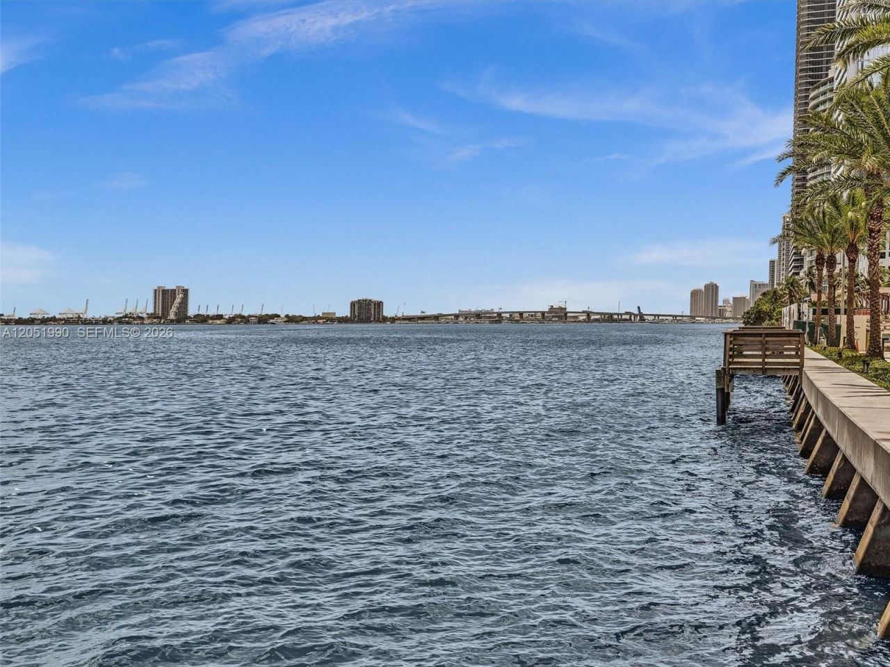 444 NE 30th St , Unit 608, Miami, FL 33137 Photo