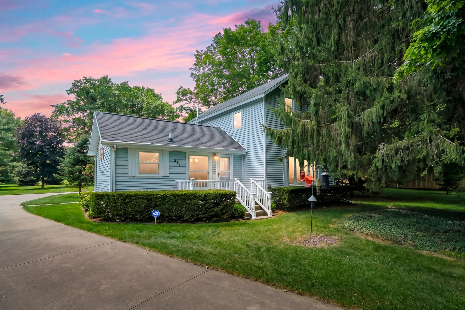 261 Fuller Street, Nashville, MI 49073 Main Photo