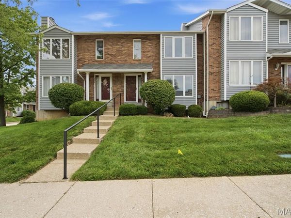 407 King Drive, Unit G, St Charles, MO 63303