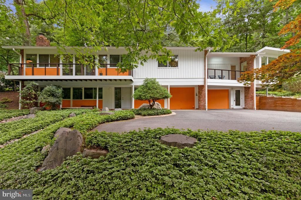 8004 PARK OVERLOOK DRIVE , BETHESDA, MD 20817