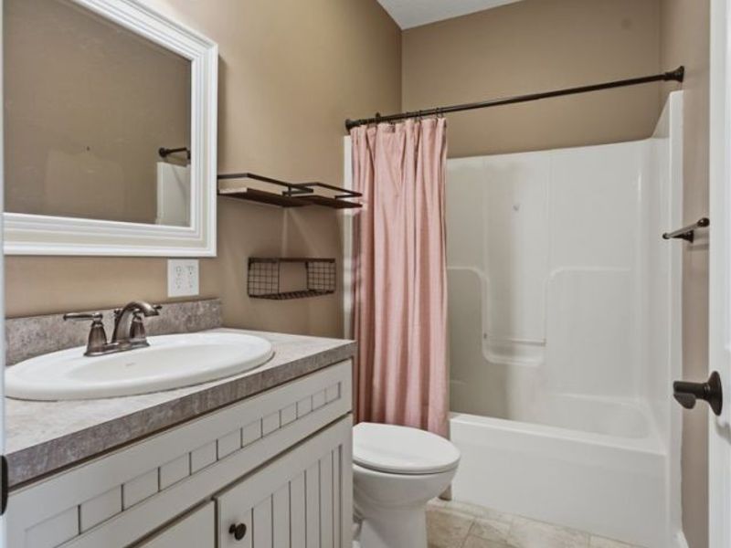 9288 Columbus Road NE, Louisville, OH 44641 Photo 33