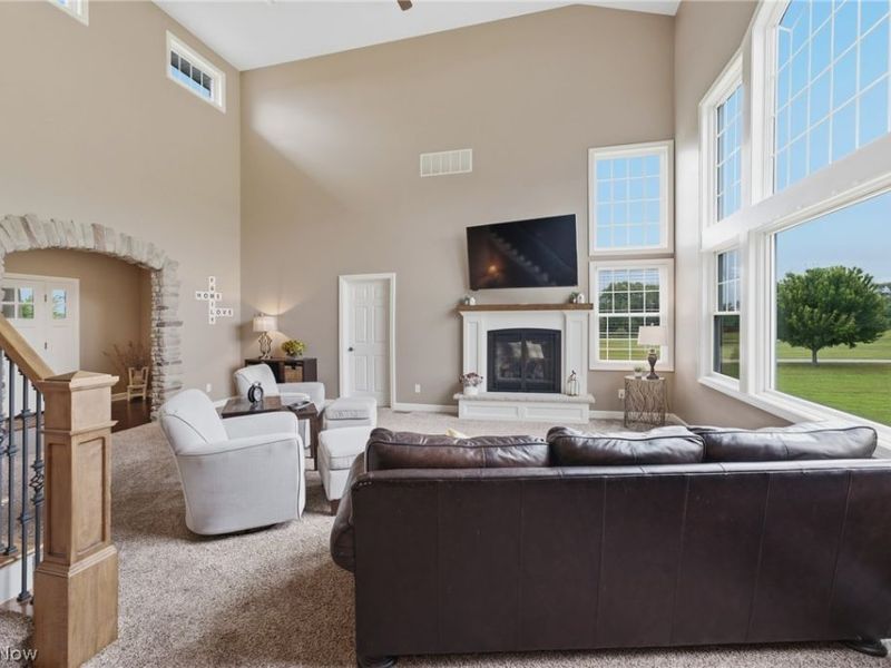 9288 Columbus Road NE, Louisville, OH 44641 Photo 8