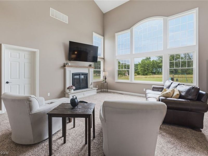 9288 Columbus Road NE, Louisville, OH 44641 Photo 9