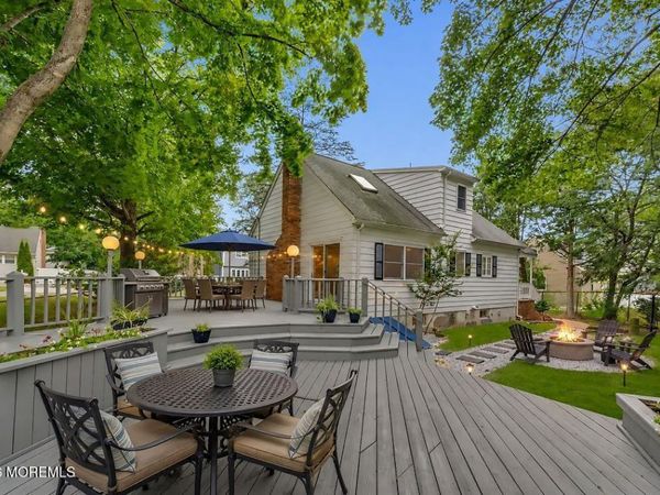 21 Park Avenue, Hazlet, NJ 07730