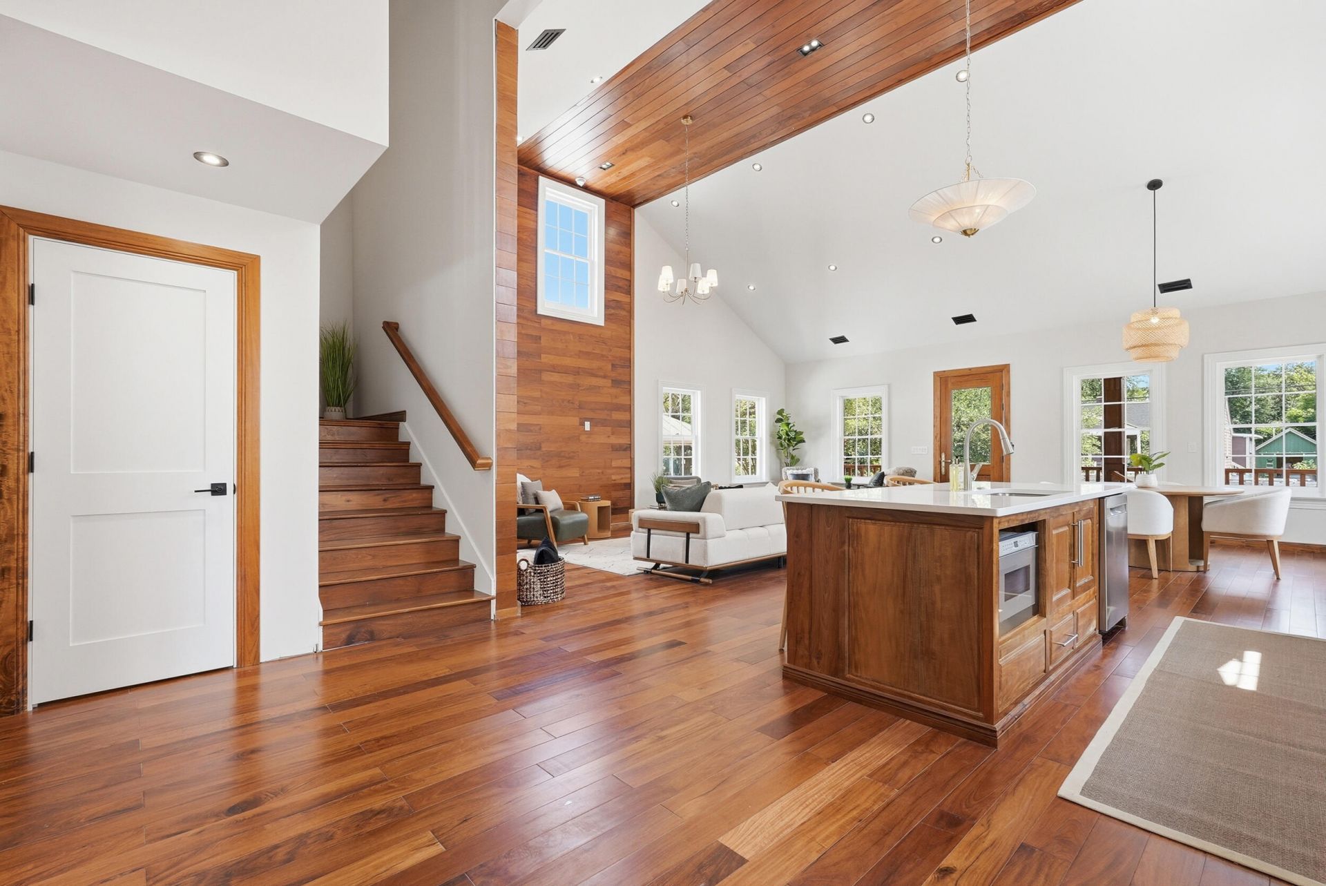 28 Gordon Street Photo 28