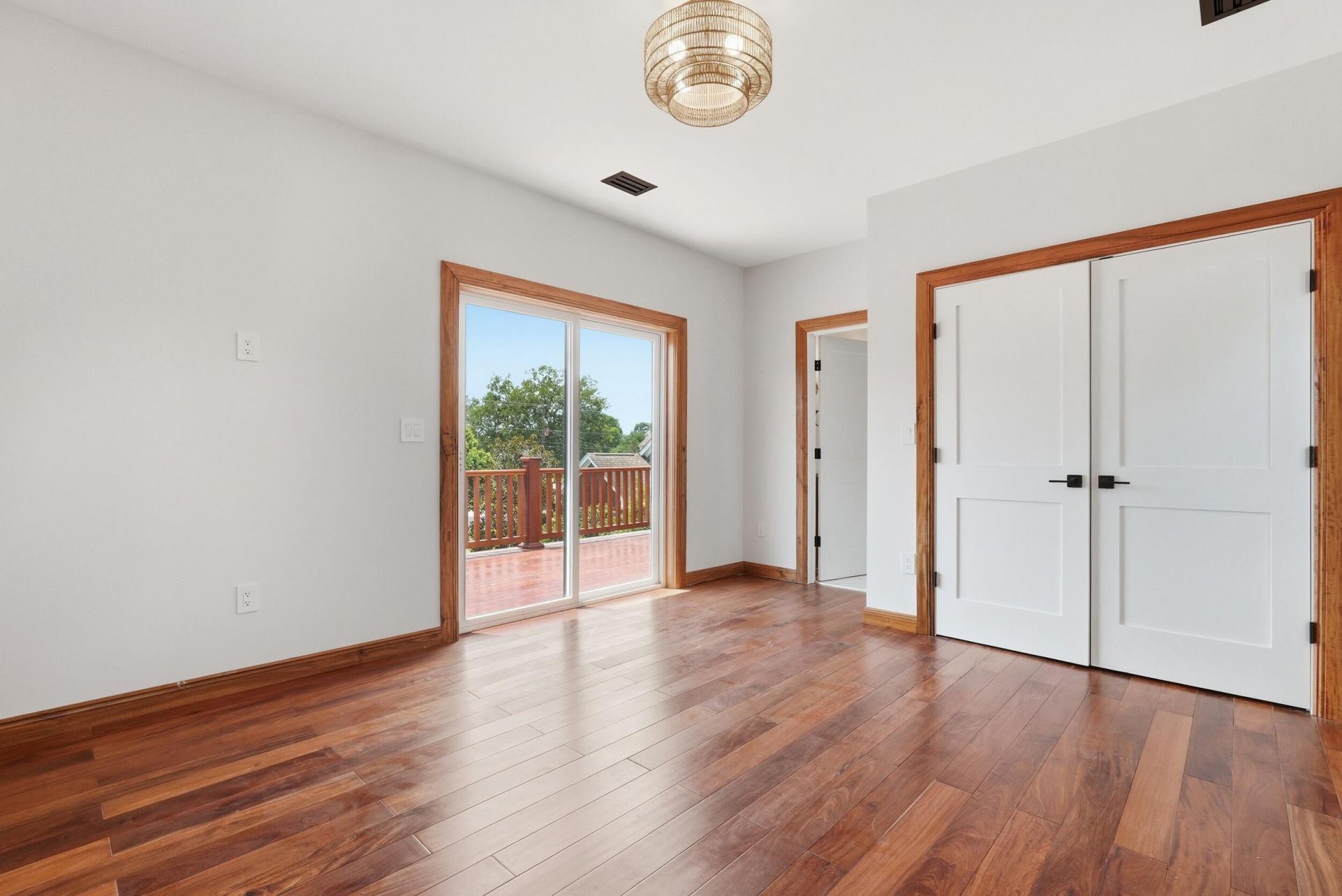 28 Gordon Street Photo 52