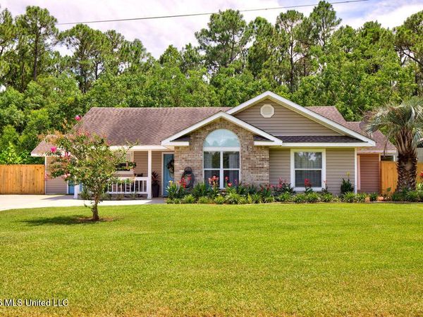 3101 Melvin Ott Avenue, Bay Saint Louis, MS 39520