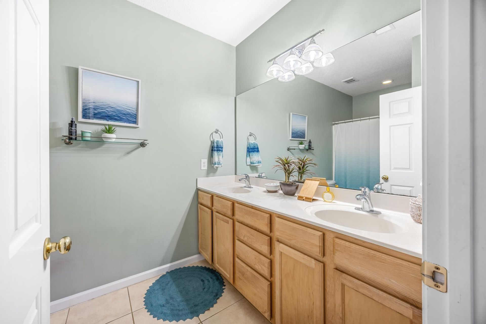 5804 Longwood Dr. Photo 23