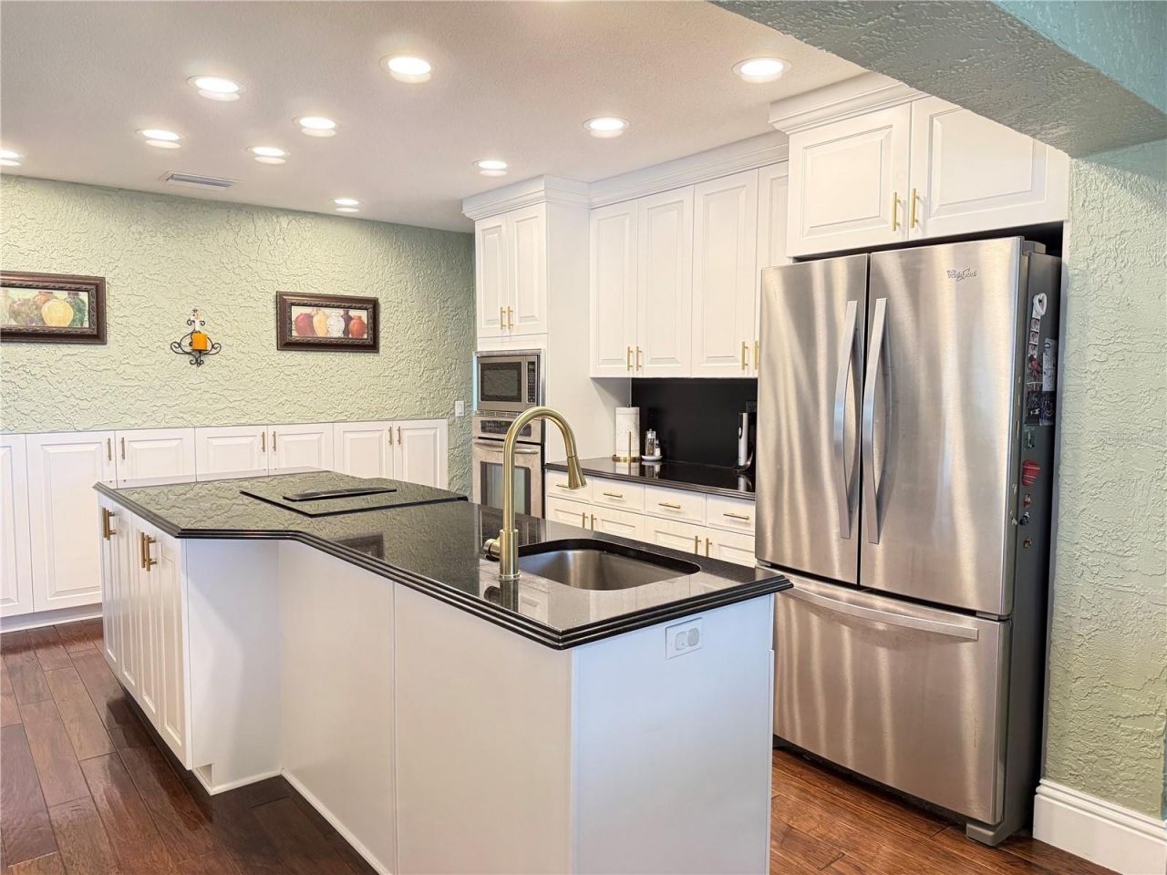 500 N Highland Avenue, Tarpon Springs, FL 34688 Photo