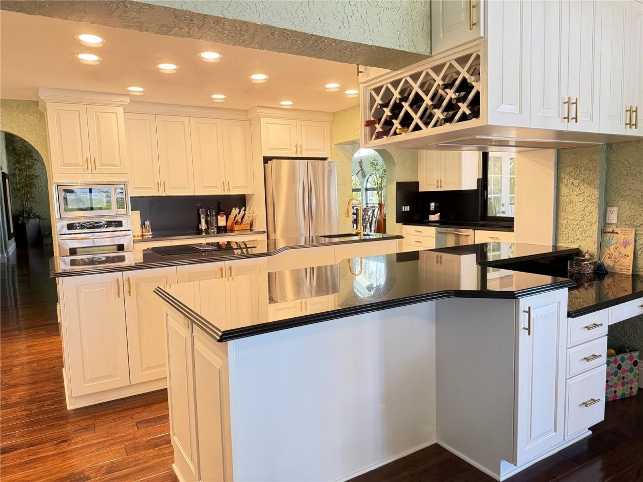 500 N Highland Avenue, Tarpon Springs, FL 34688 Photo