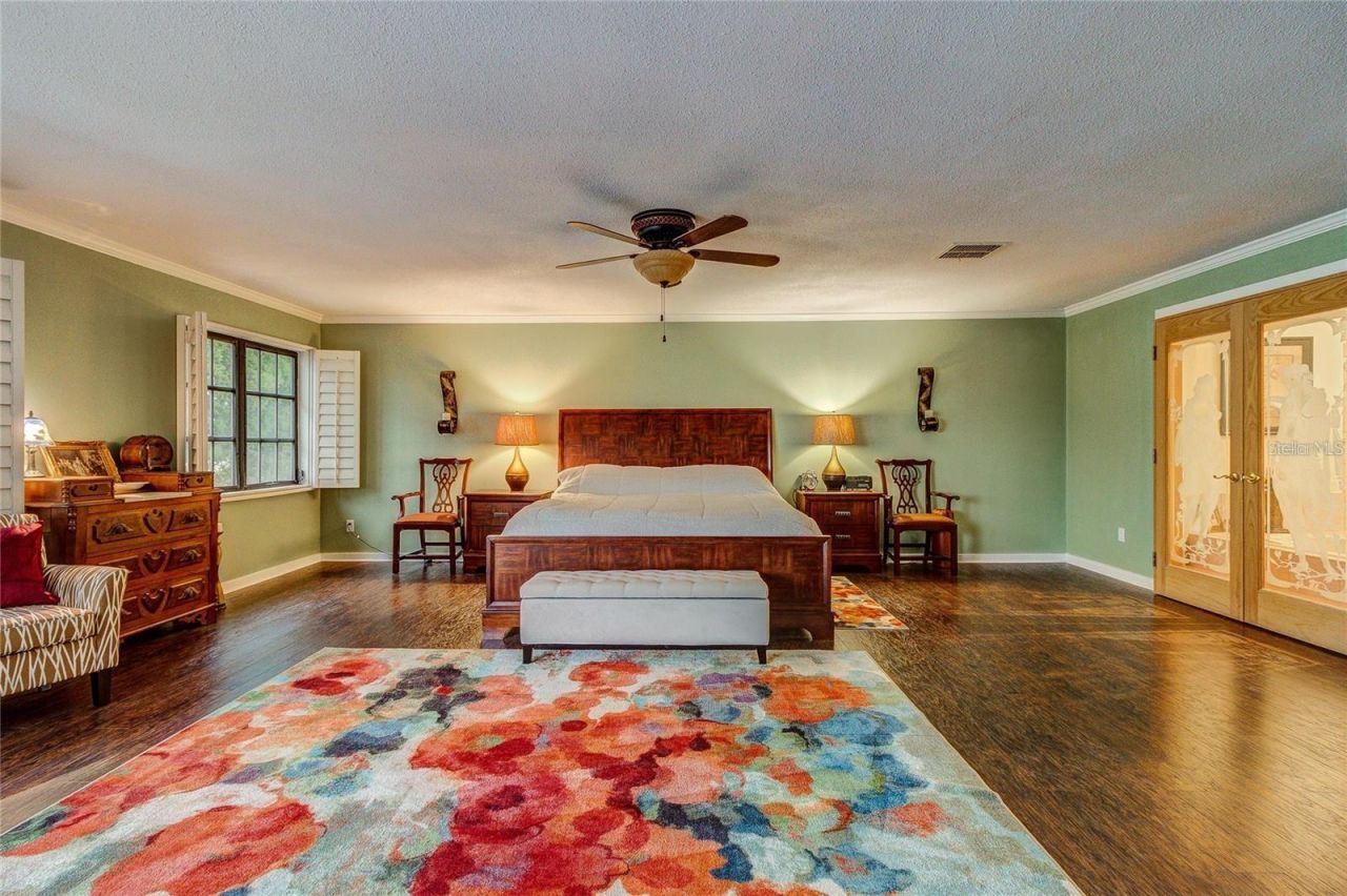 500 N Highland Avenue, Tarpon Springs, FL 34688 Photo
