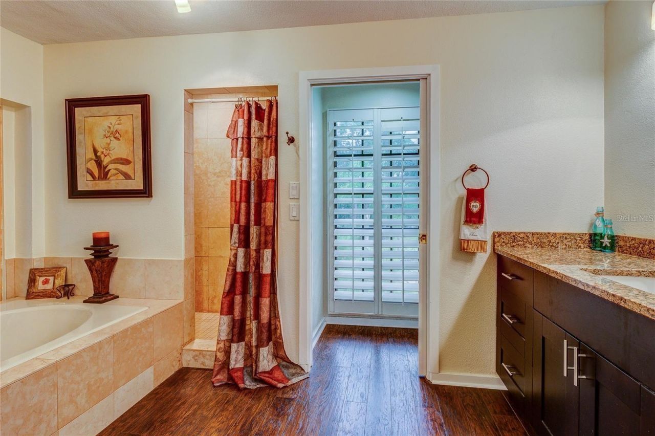 500 N Highland Avenue, Tarpon Springs, FL 34688 Photo