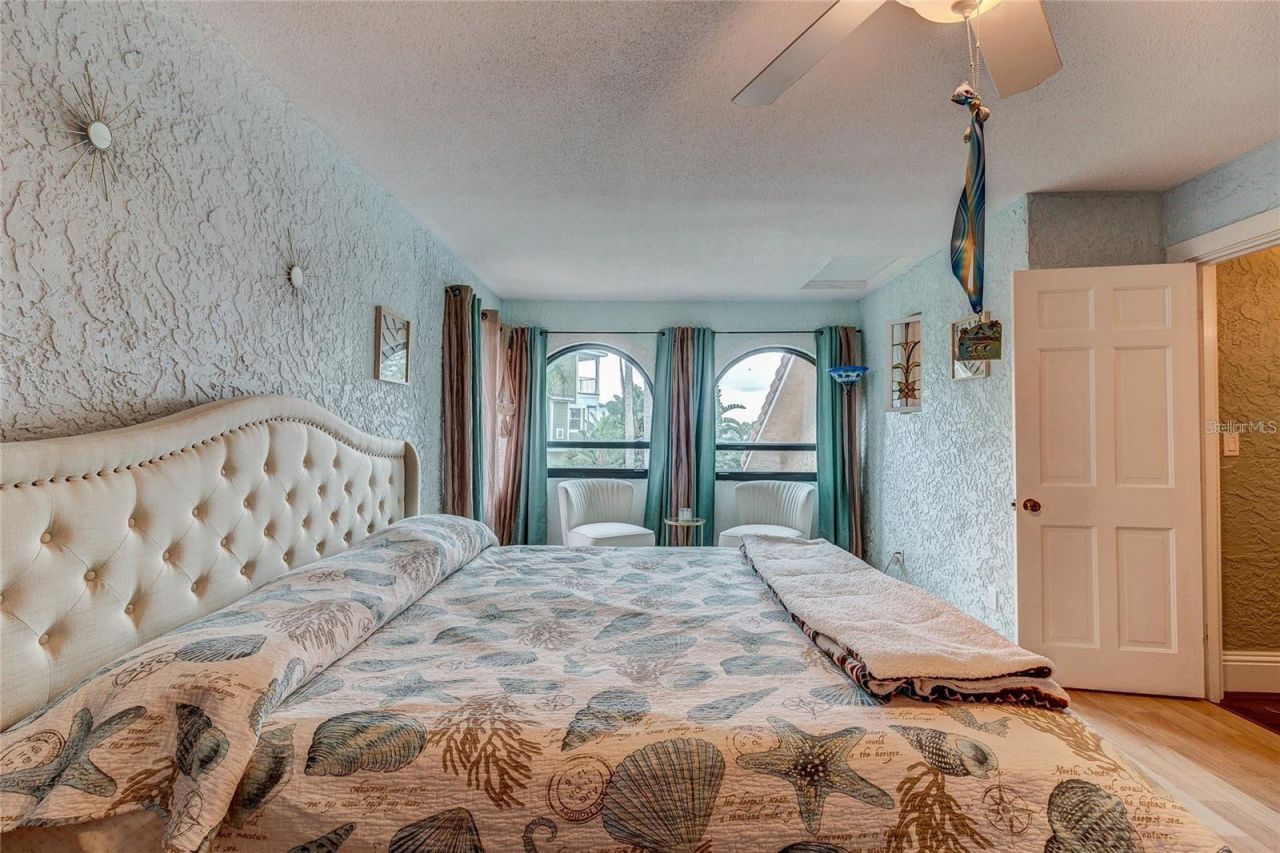 500 N Highland Avenue, Tarpon Springs, FL 34688 Photo