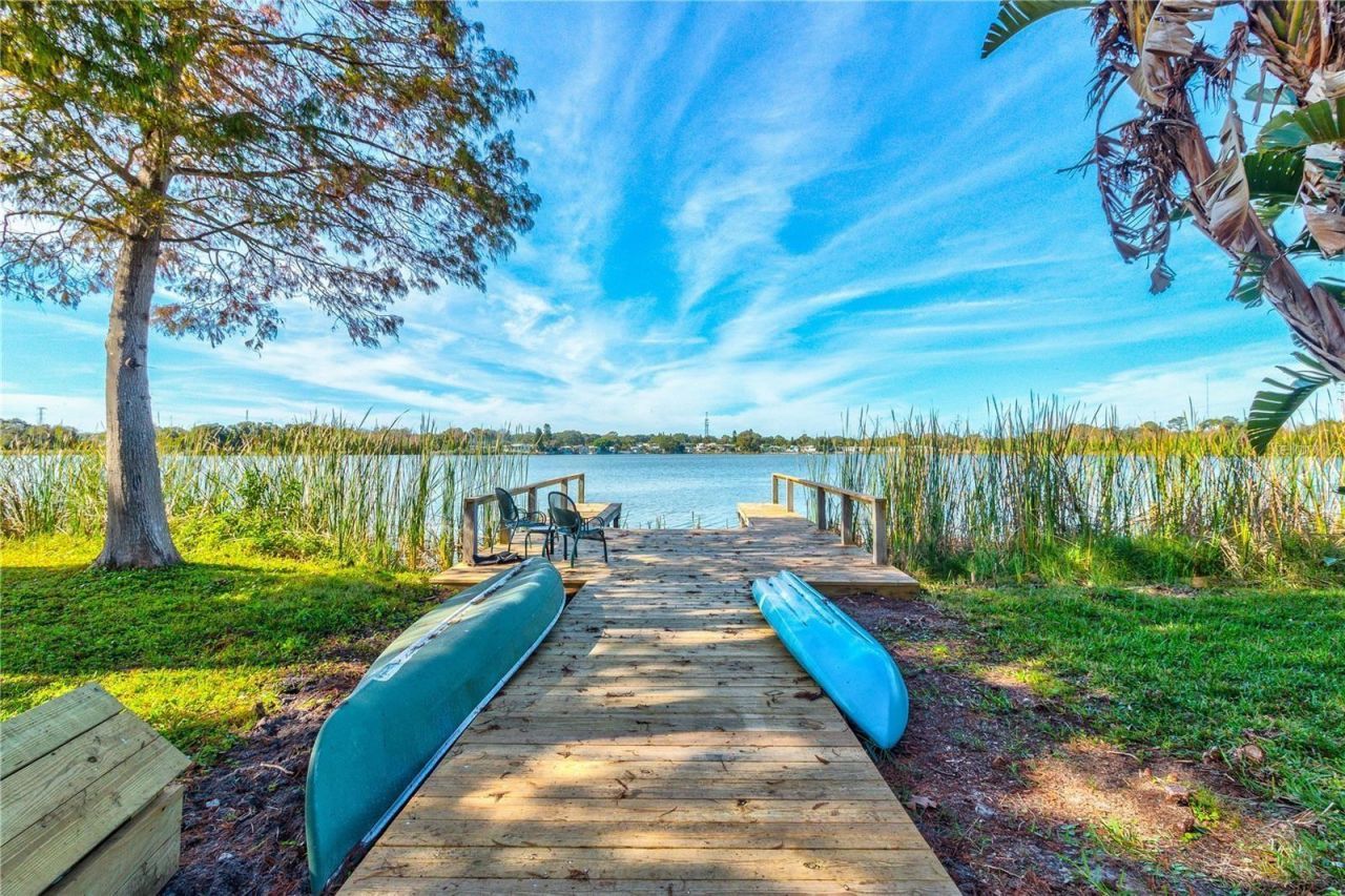 500 N Highland Avenue, Tarpon Springs, FL 34688 Photo
