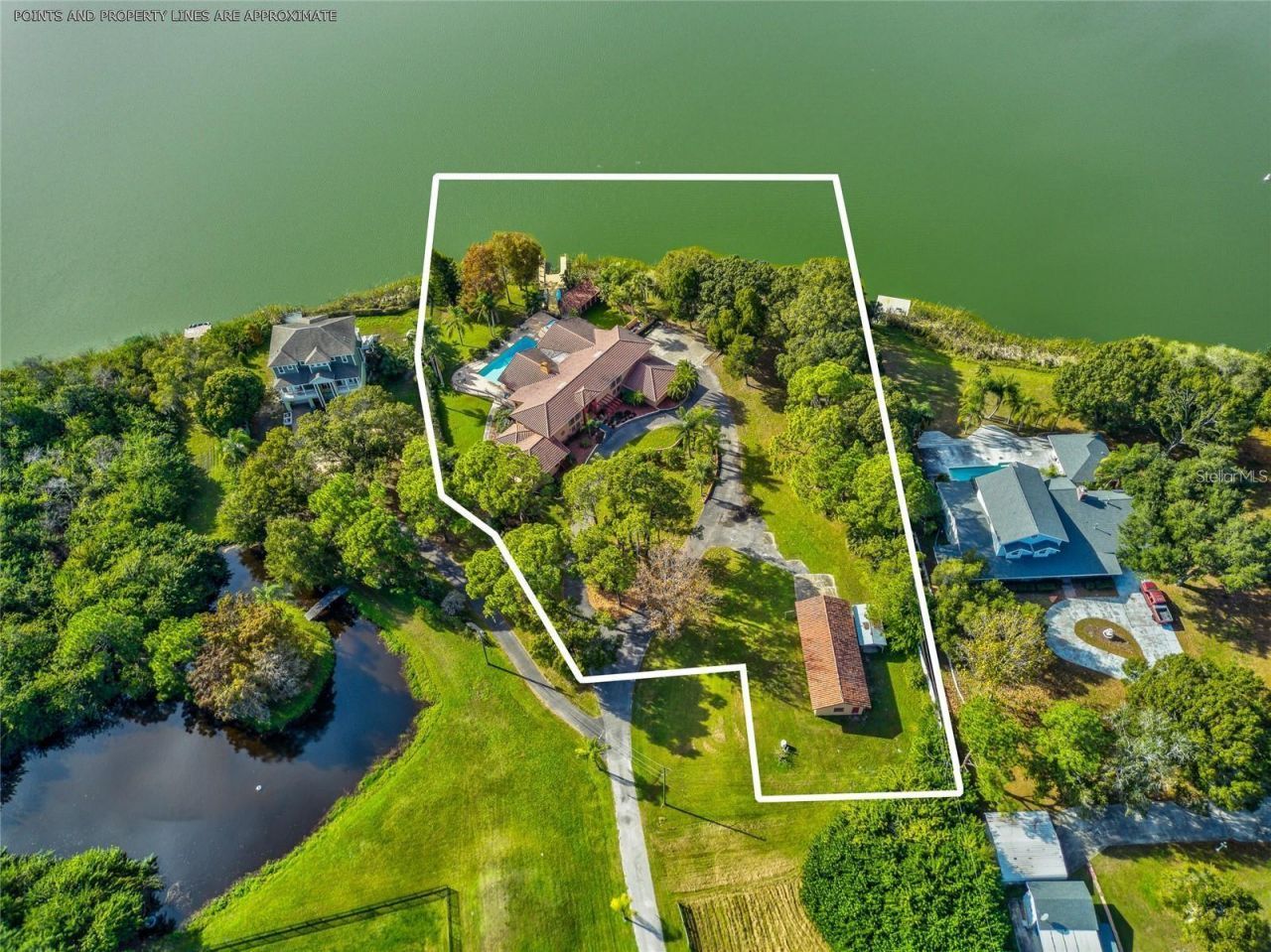 500 N Highland Avenue, Tarpon Springs, FL 34688 Photo
