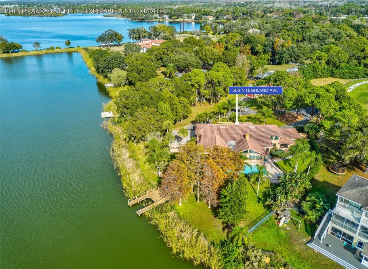 500 N Highland Avenue, Tarpon Springs, FL 34688 Photo