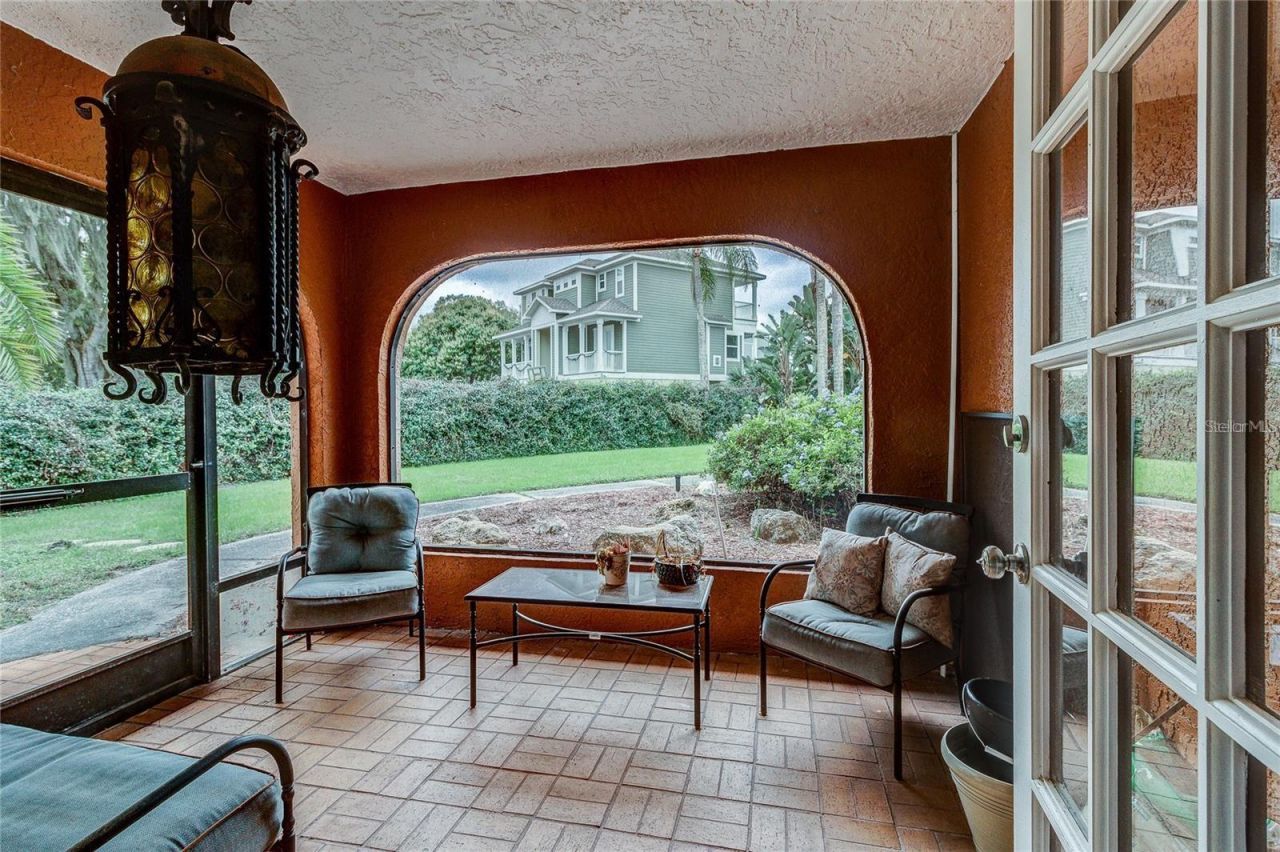 500 N Highland Avenue, Tarpon Springs, FL 34688 Photo
