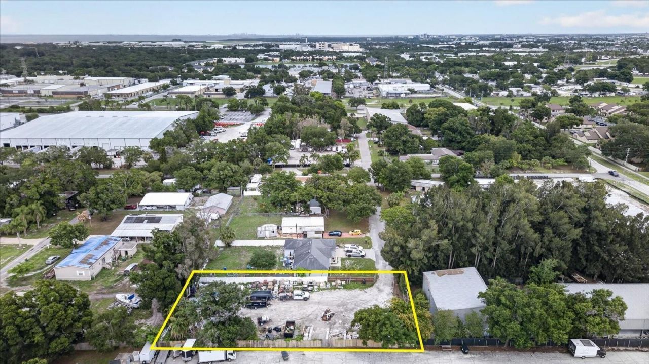 6353 143rd Avenue , Clearwater, FL 33760 Photo